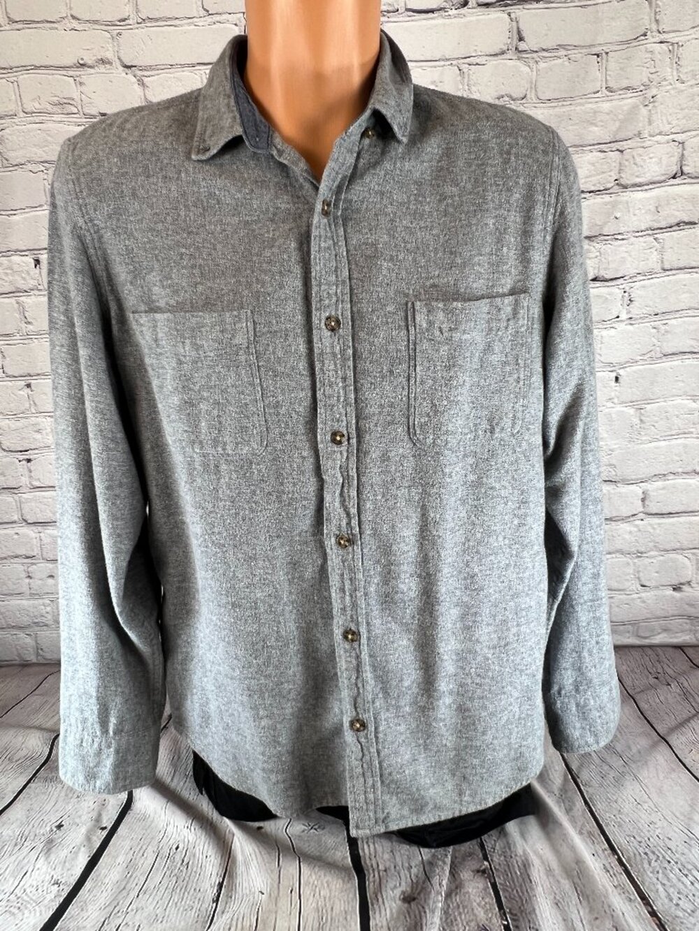 Wallin & Bros Men's Frost Gray Long Sleeve 100% Cotton Flannel Shirt Size Large